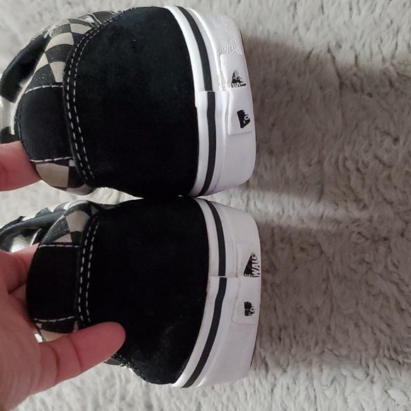 Vans off the wall suede canvas checkerboard sneakers - Picture 10 of 13